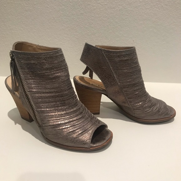 Paul Green 'Cayanne' Leather Peep Toe Bootie - Picture 3 of 4